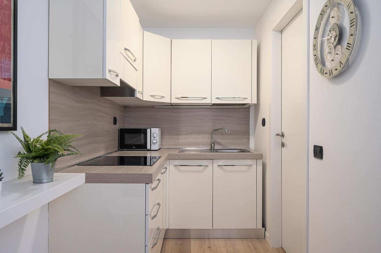 Hemeras Boutique Homes - Open Space 10Min From The Center ミラノ エクステリア 写真